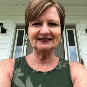 Meet your Posher, Pam